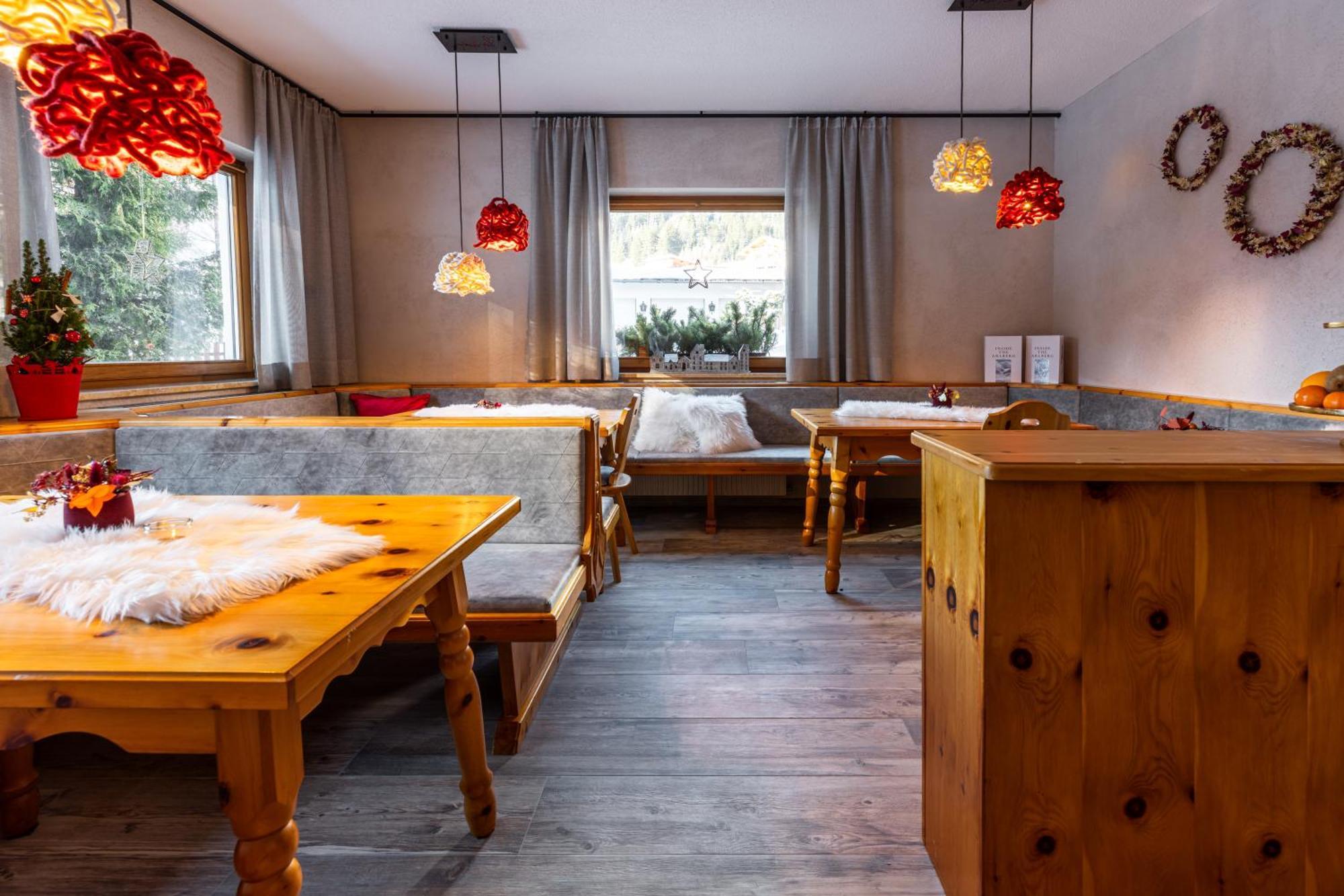 Quality Hosts Arlberg - Afoch Fei - Das Landhaus Sankt Anton am Arlberg Dış mekan fotoğraf